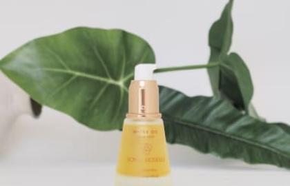 How to Match the Color of Your Handbag With an Outfit